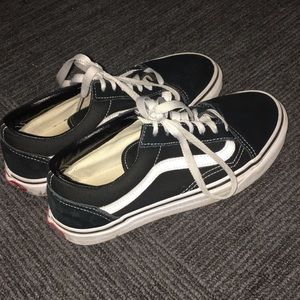Black Classic Vans